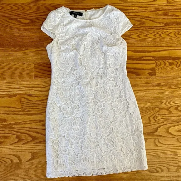 chinese dress ladies Lady Black Tie - Medindie Dress - White Lace Open Back Dress main image 1